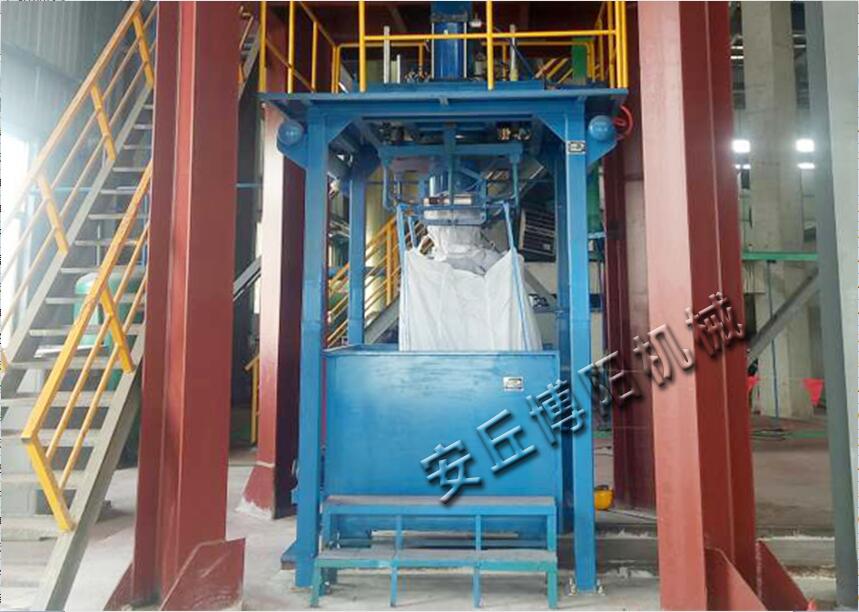 肥料噸袋包裝（zhuāng）機怎（zěn）樣正確包（bāo）裝和養護（hù）？