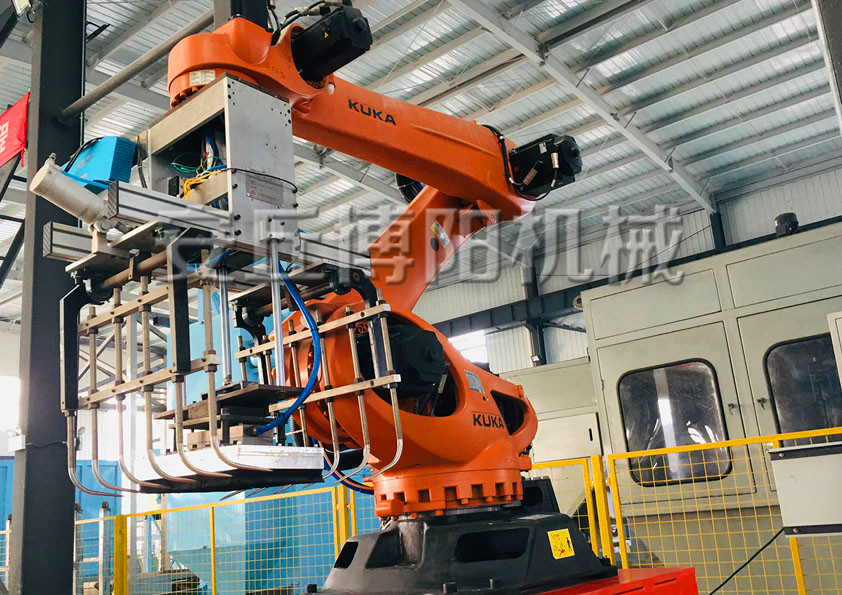 袋料自動碼垛（duǒ）機器人是如何（hé）正確（què）操作的?