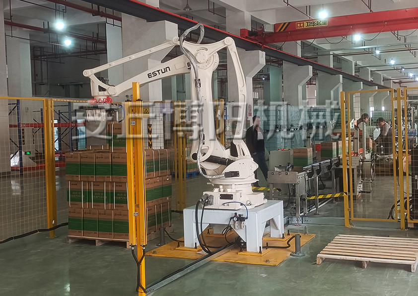 安丘博陽機械紙箱自動碼垛機在使（shǐ）用時需要注意哪些事項呢?