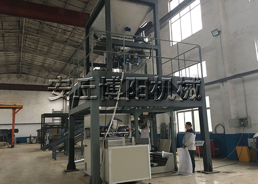 關於阻燃（rán）劑全自動包裝機的詳細介紹你了解過嗎？