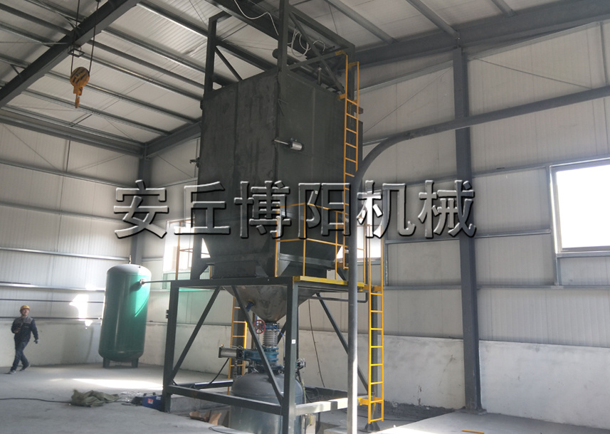 石油（yóu）焦（jiāo）噸袋拆袋機的配套設備有哪些？