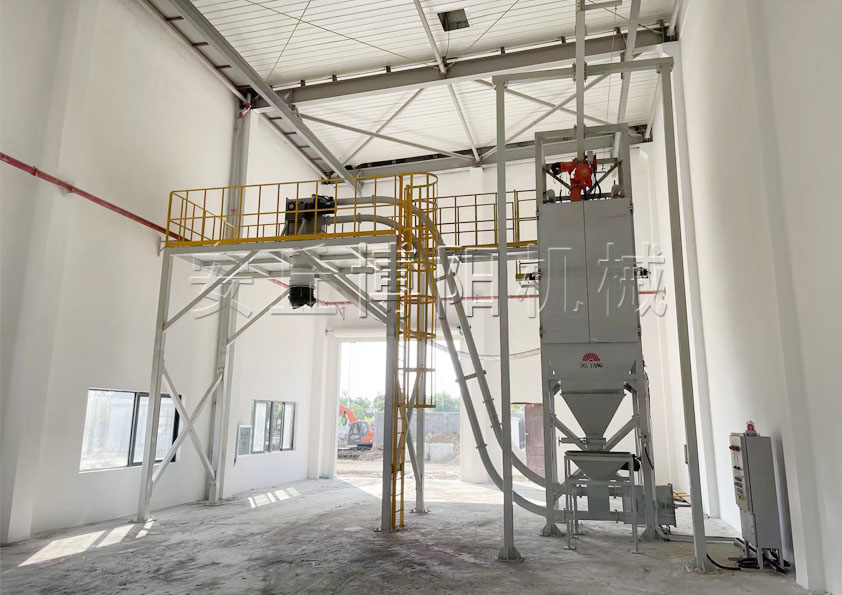 煤粉（fěn）噸袋拆袋機為什麽（me）備受大家喜（xǐ）愛？